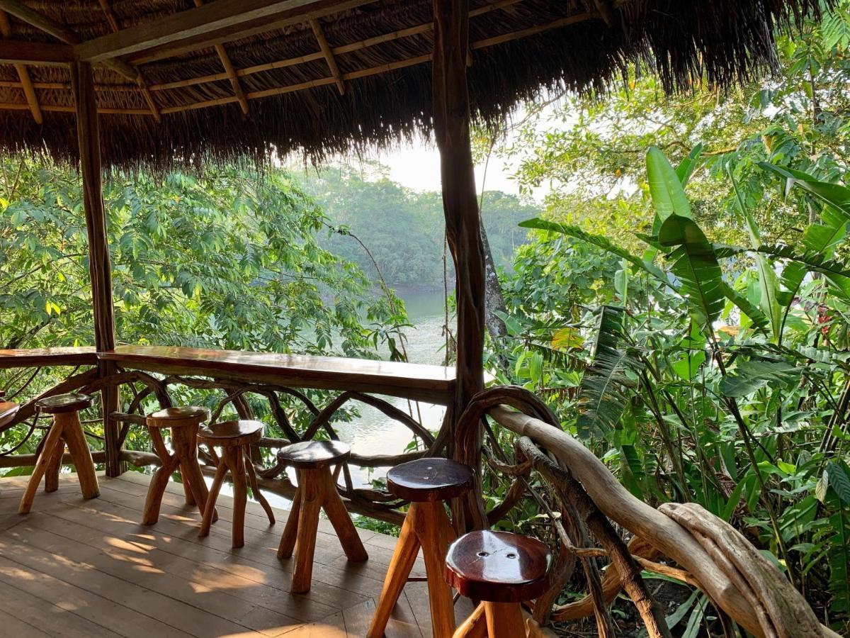 Liana Lodge Тена Екстериор снимка